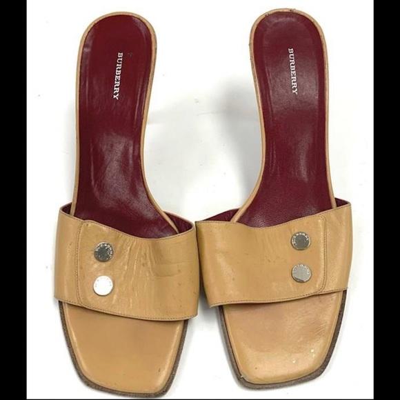 Burberry Authentic Open Toe Leather Women's Khaki Heels Sz: 40 - Picture 3 of 13